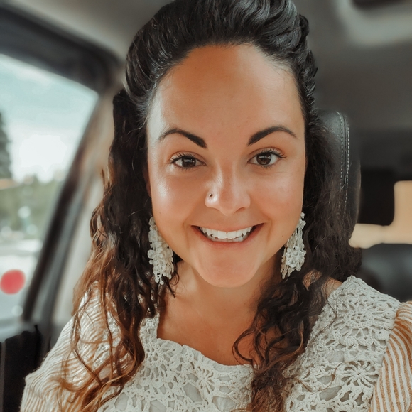 Meet the Posher - Picture 1 of 1